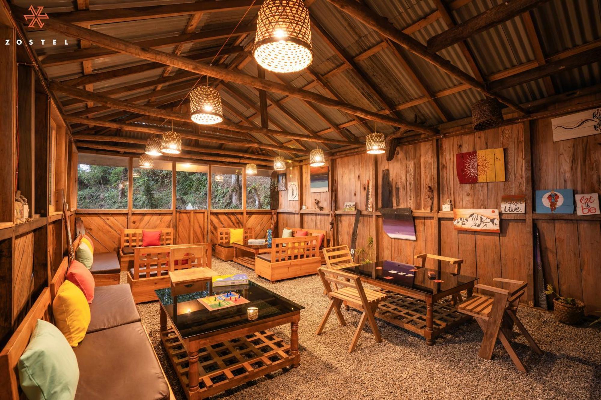 Zostel Rinchenpong Hostel Exterior photo