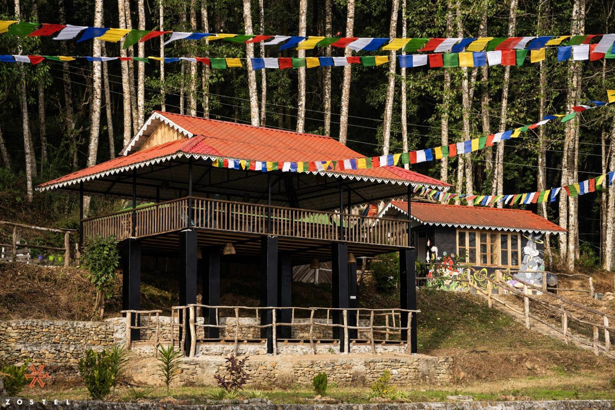 Zostel Rinchenpong Hostel Exterior photo